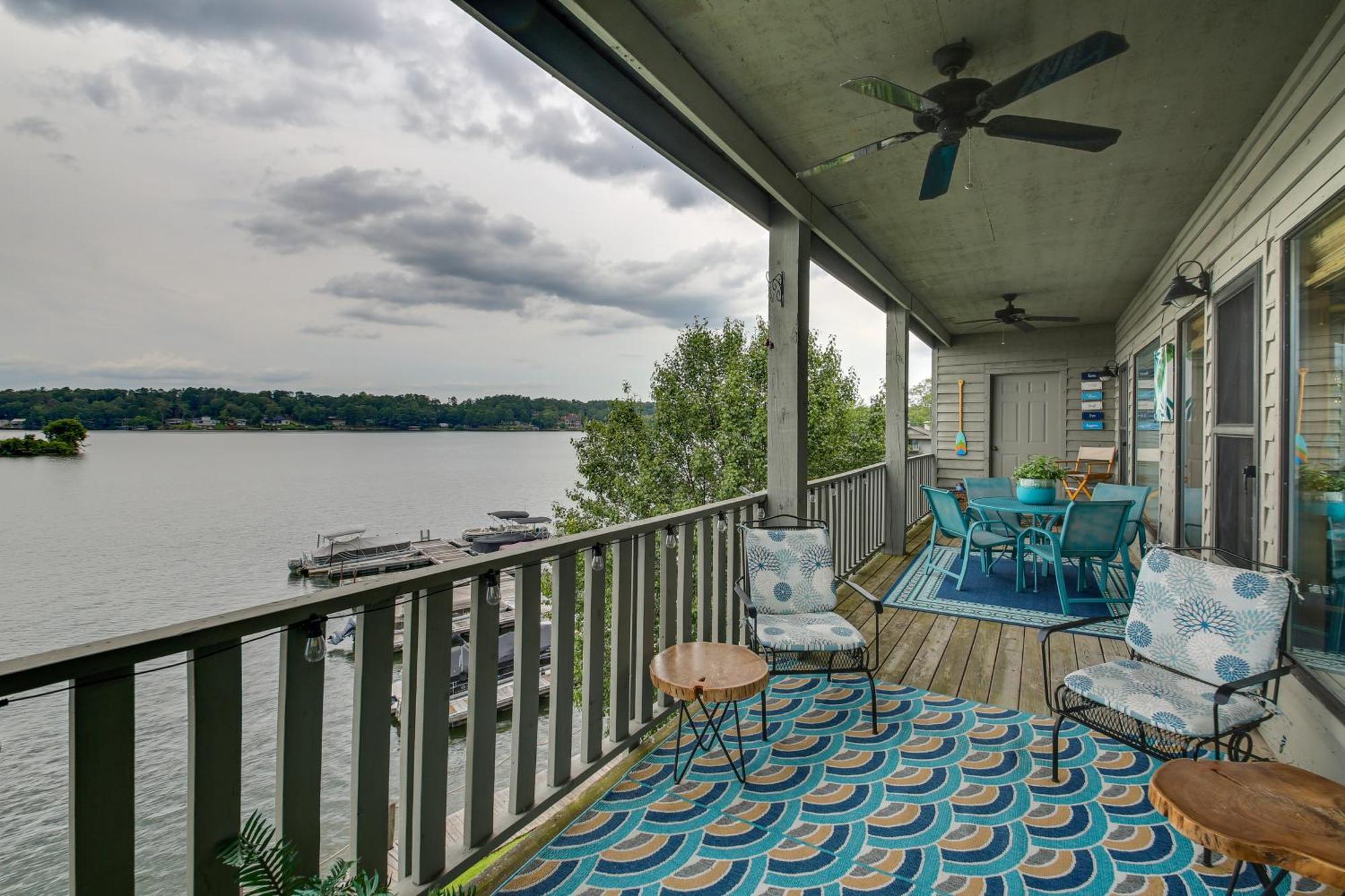 Spacious Hot Springs Penthouse Stunning Lake View ภายนอก รูปภาพ